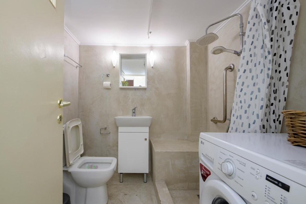 Cosy 2br Flat Near Ampelokipoi Station & Hospitals *