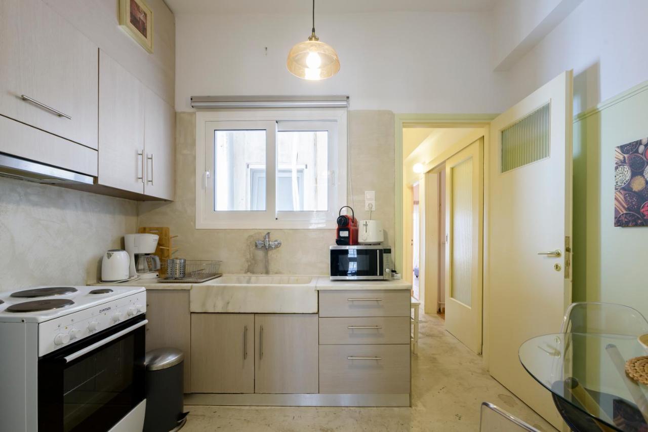 Cosy 2br Flat Near Ampelokipoi Station & Hospitals * Athen