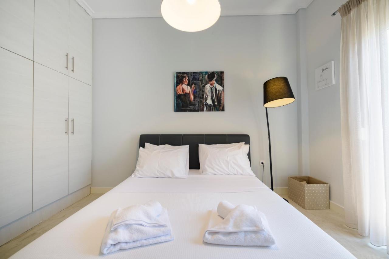 Cosy 2br Flat Near Ampelokipoi Station & Hospitals Apartment *